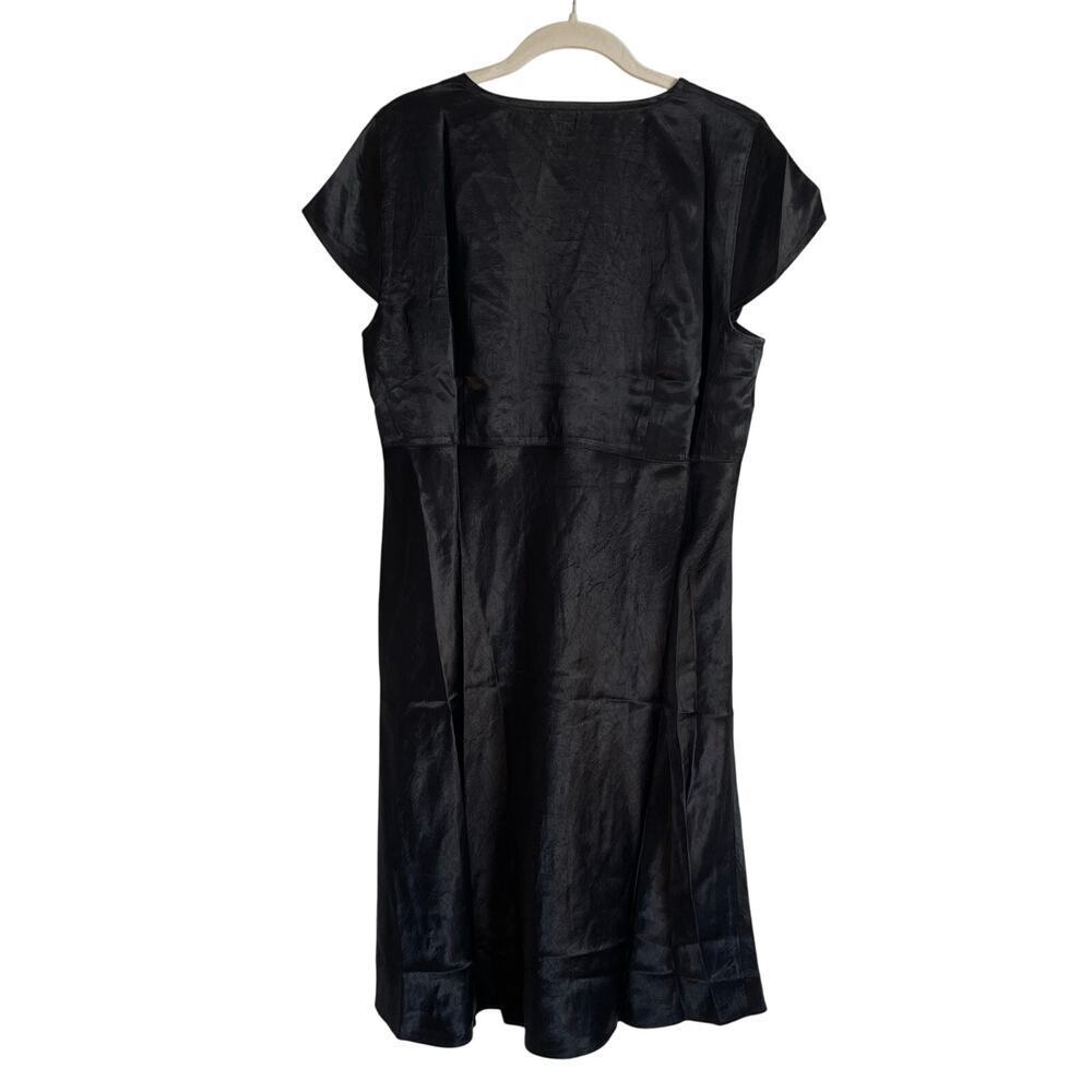 J.Crew Short Sleeve Slip Dress in Textured Satin Black Size 12 NWT - Picture 8 of 8